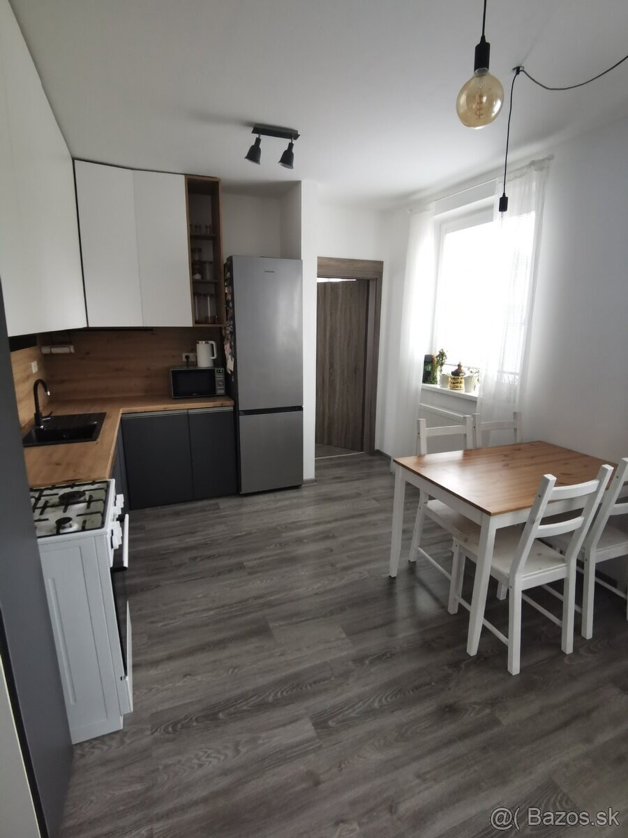 Prenájom 2i byt Belá - 68m² - 4