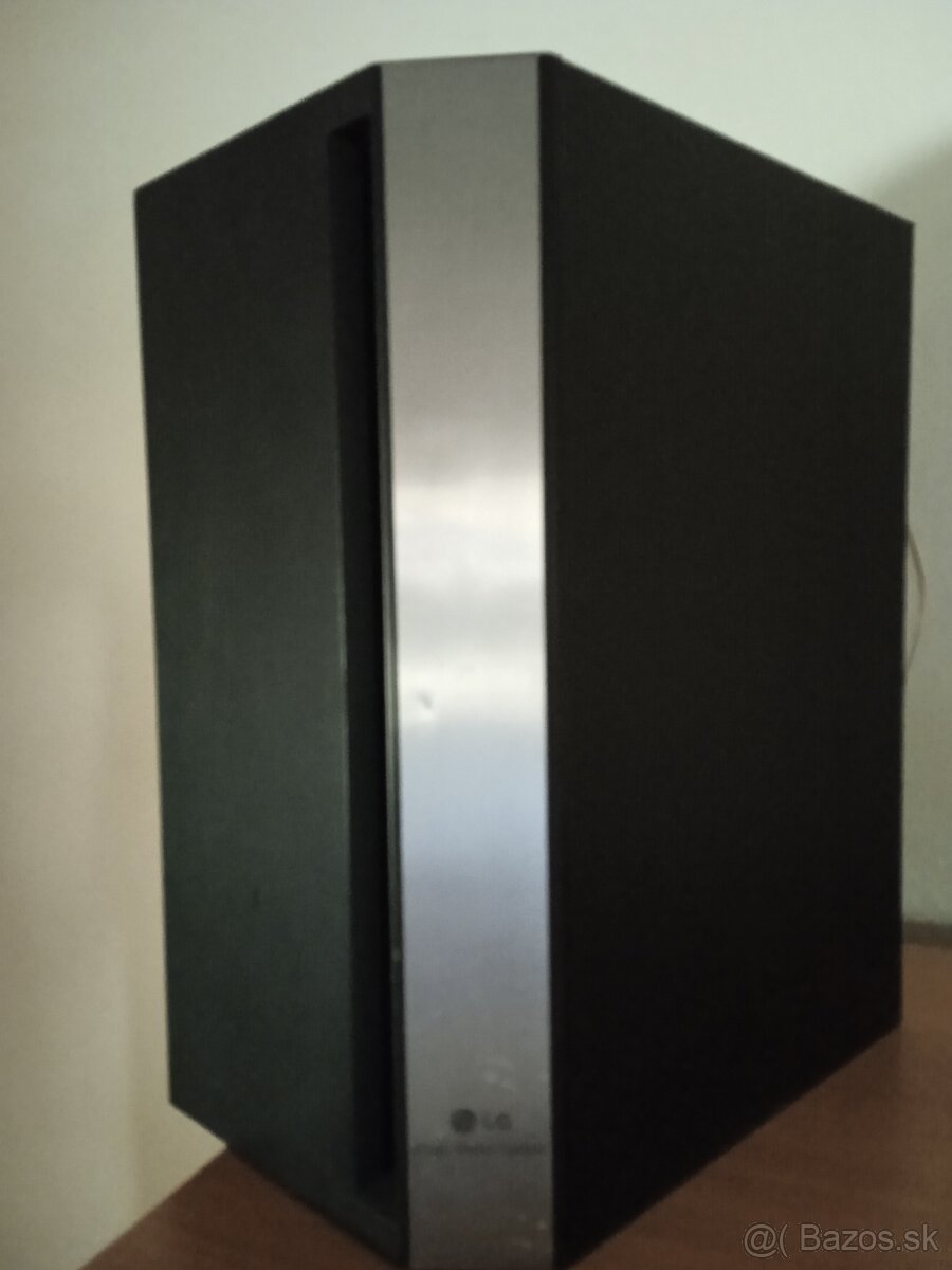 DVD prehrávač Philips a LG subwoofer - 4