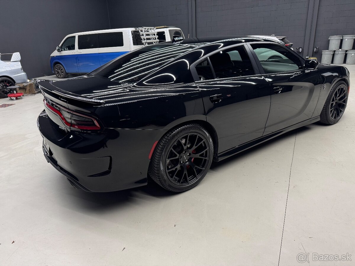 Dodge Charger 6.2 Hellcat - 4
