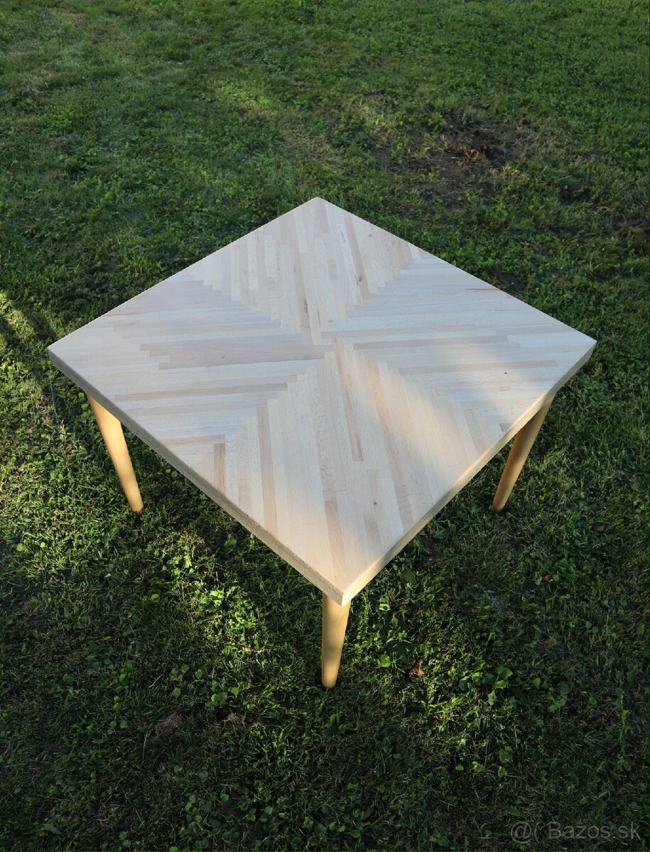 Stolík - 4
