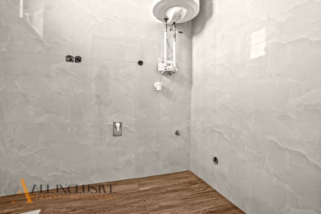 ALL INCLUSIVE I 3 IZBOVÉ BYTY S TERASOU, SO ZÁHRADOU + 2 PAR - 4