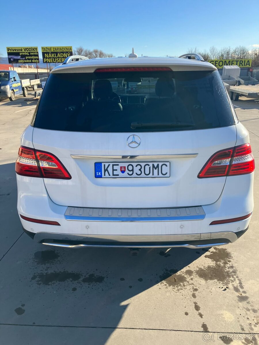 Predám Mercedes Benz ML - 4