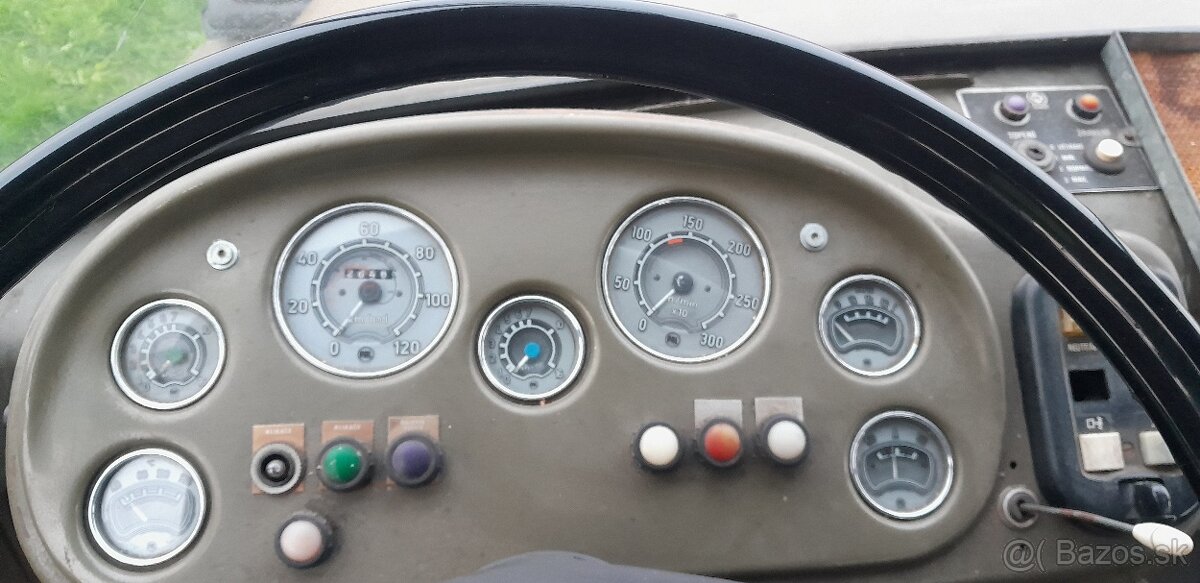 Tatra 148 vnm s plachtou - 4