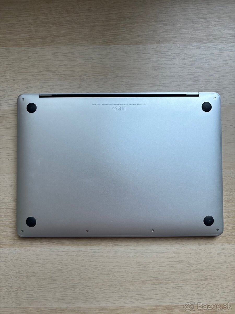 MacBook Pro 2019 13” 8GB/256GB - 4
