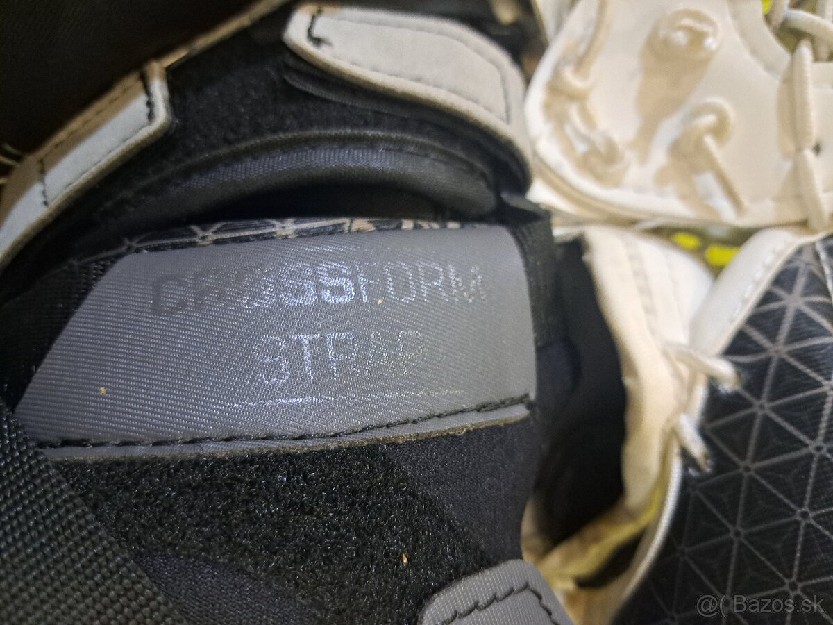 CCM EFLEX 6.9 lapačka s vyrážačkou - 4