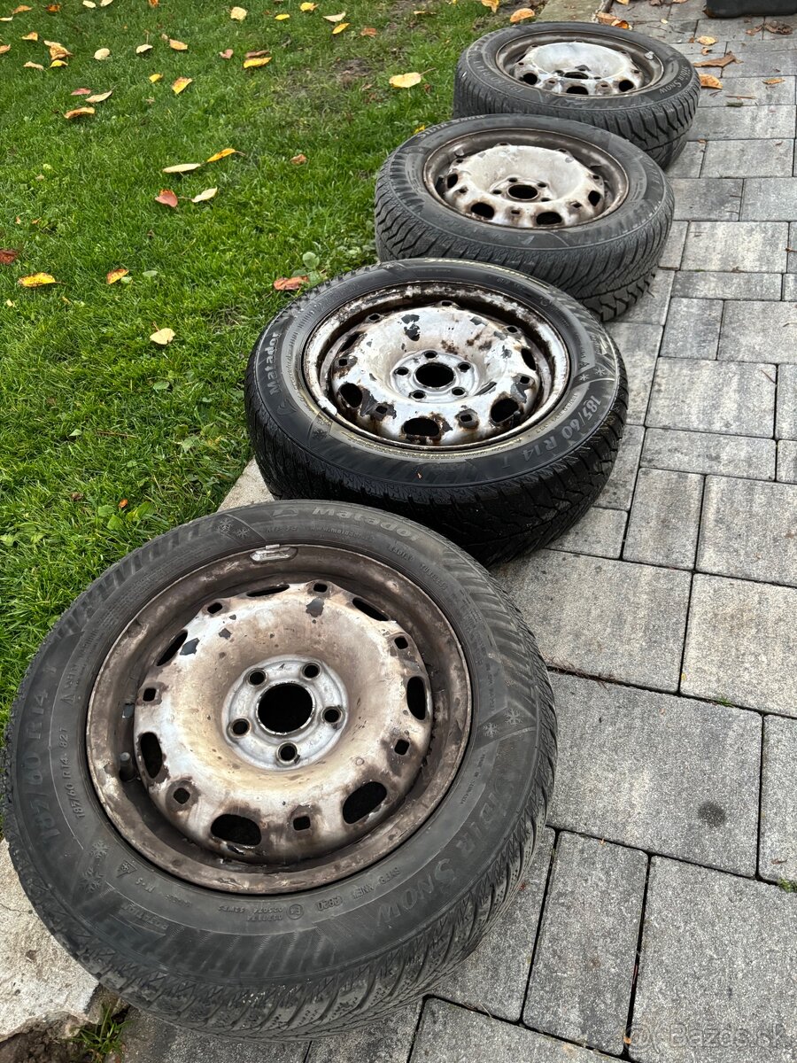 Plechové disky 5x100 - R14 + originál puklice - 4