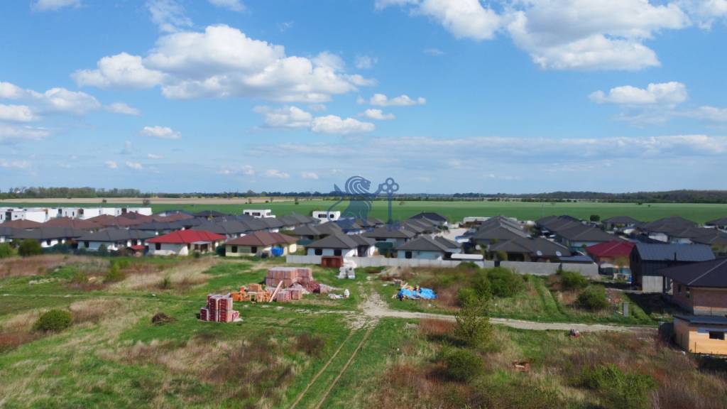 Stavebný pozemok v Bernolákove, Višňová ulica - 4