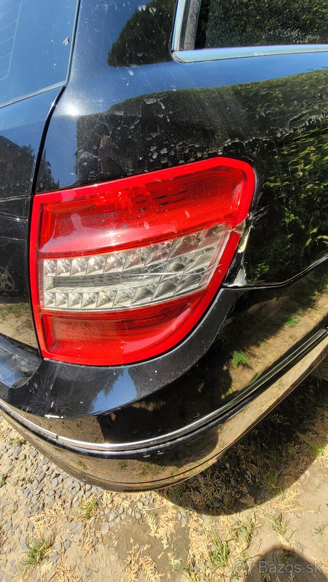 Mercedes Benz W204, C220 - 4