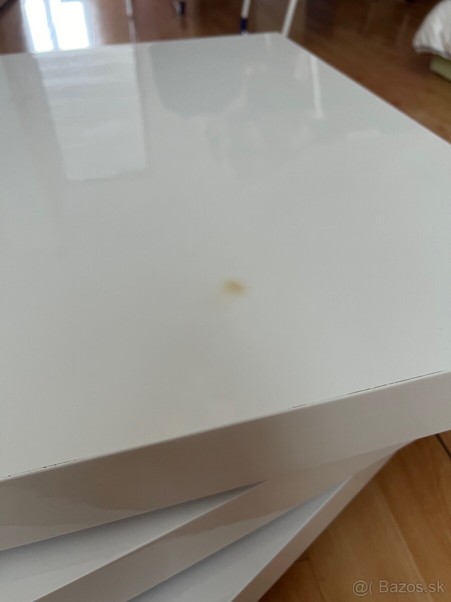 Konferenčný stolík - 4