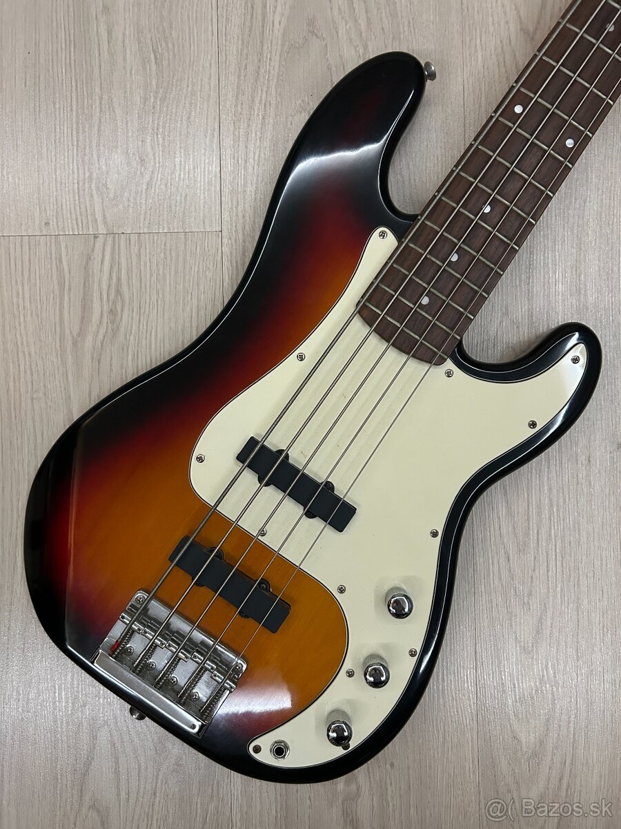 Basa Squier Precision Bass - 4