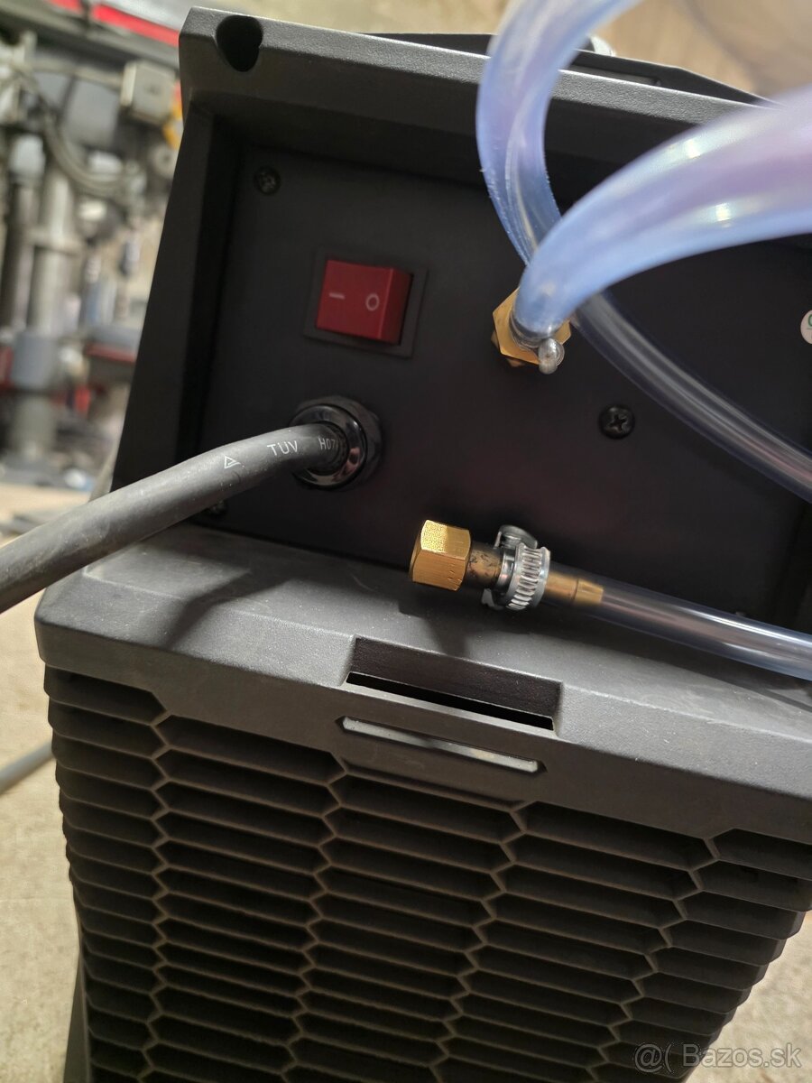 Zváračka MIG/MAG AlfaIn perun MIG 200 PFC SYN pre CO2 - 4