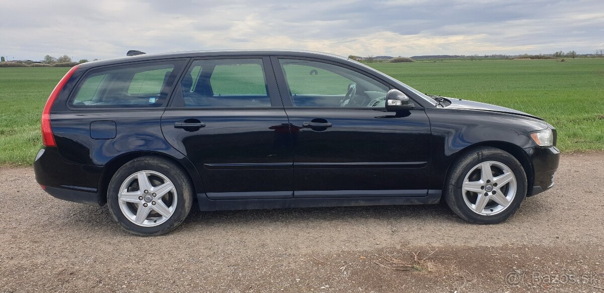 Volvo V50 - 4