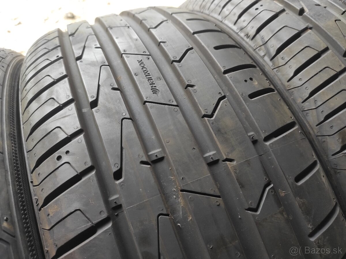 Letne pneu 215/45 R18 Hankook 4ks - 4