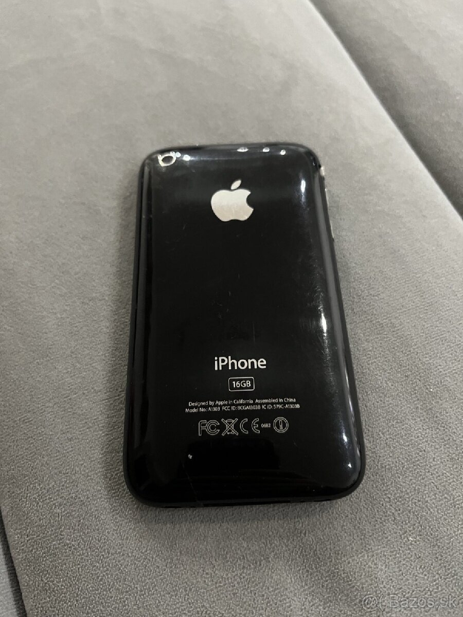 Predám iPhone 3 GS - 4