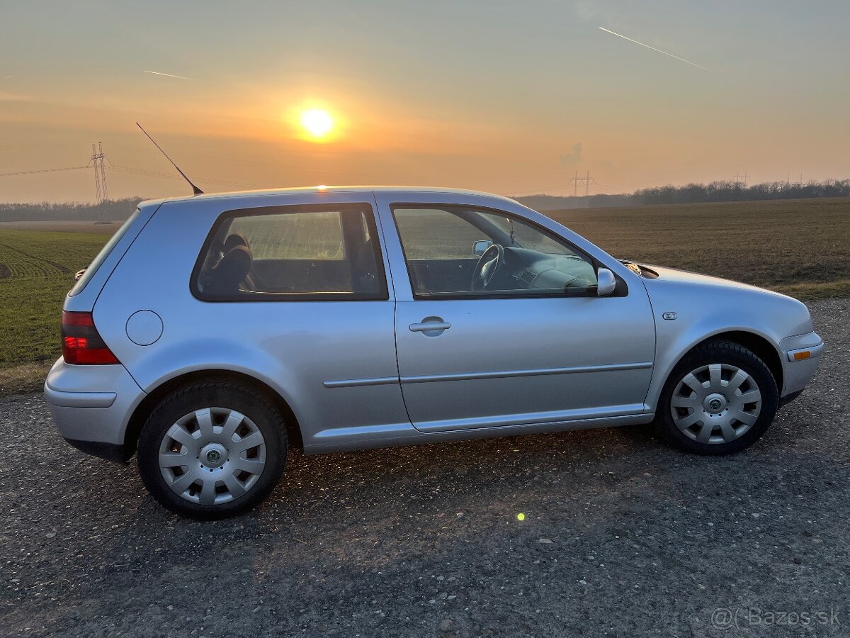 Volkswagen Golf 4 1.6 benzín, 77 kW - 4