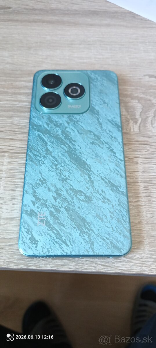 ZTE Blade A75 - 4