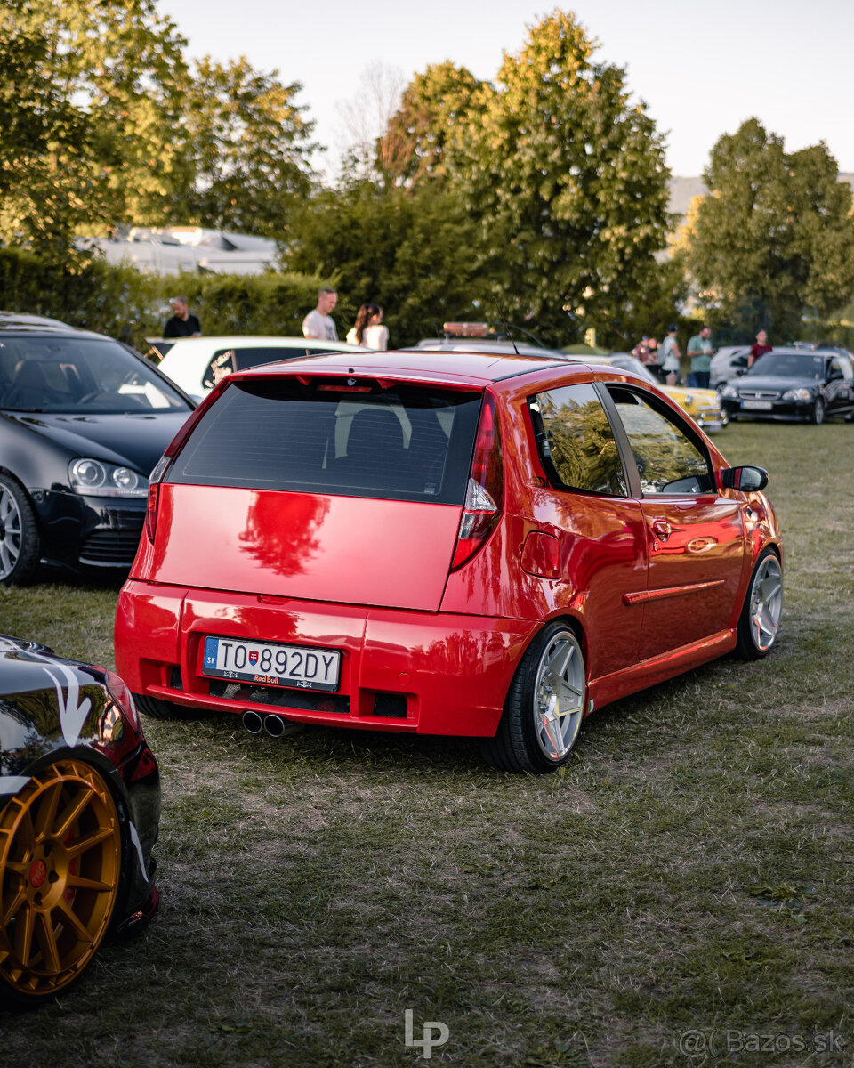 Fiat Punto - 4