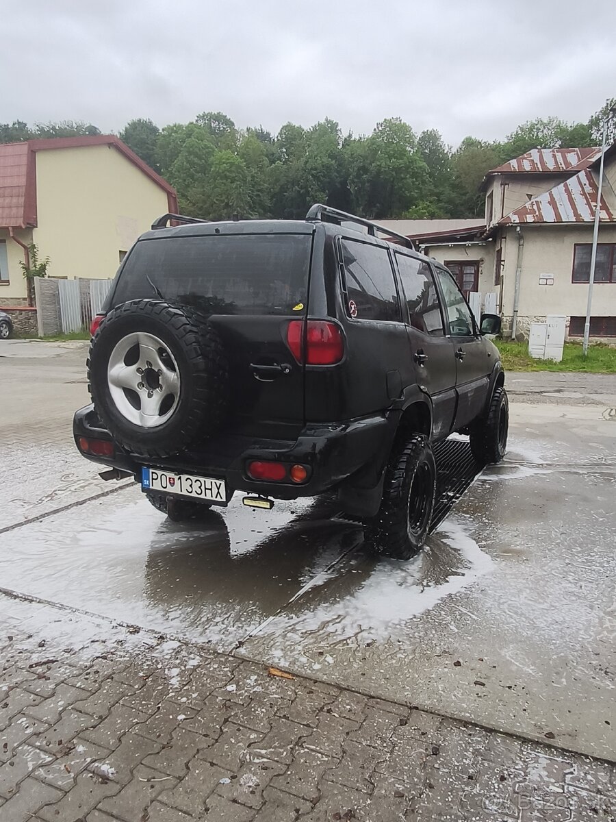Nissan terrano 2 - 4