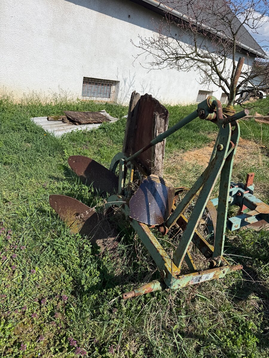 Pluhy na predaj - 4