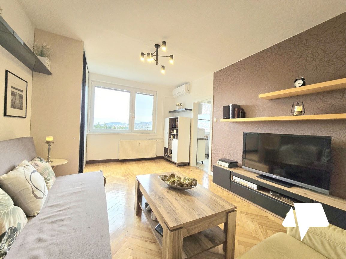 Predaj veľký 3 a pol-izbový byt Nitra- Chrenová, balkón- 77 - 4