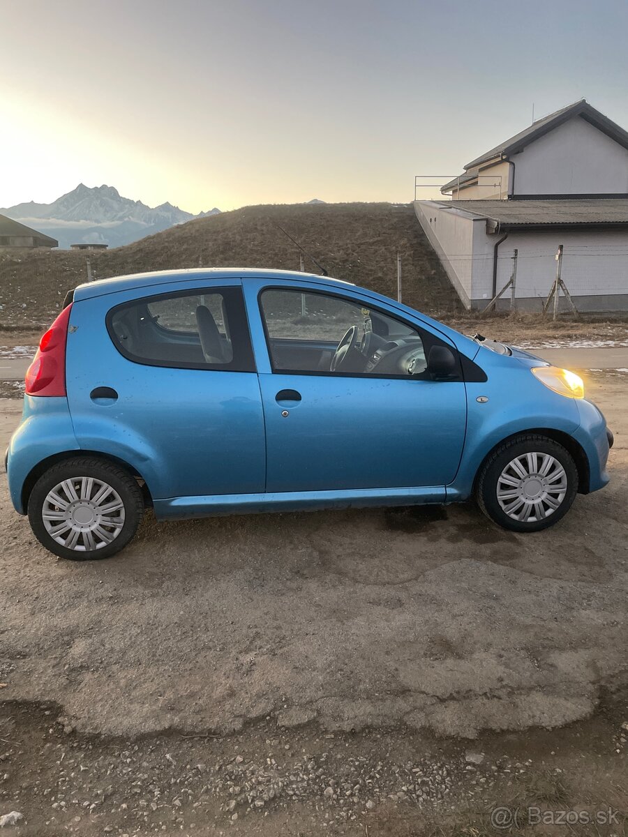Peugeot 107 - 4