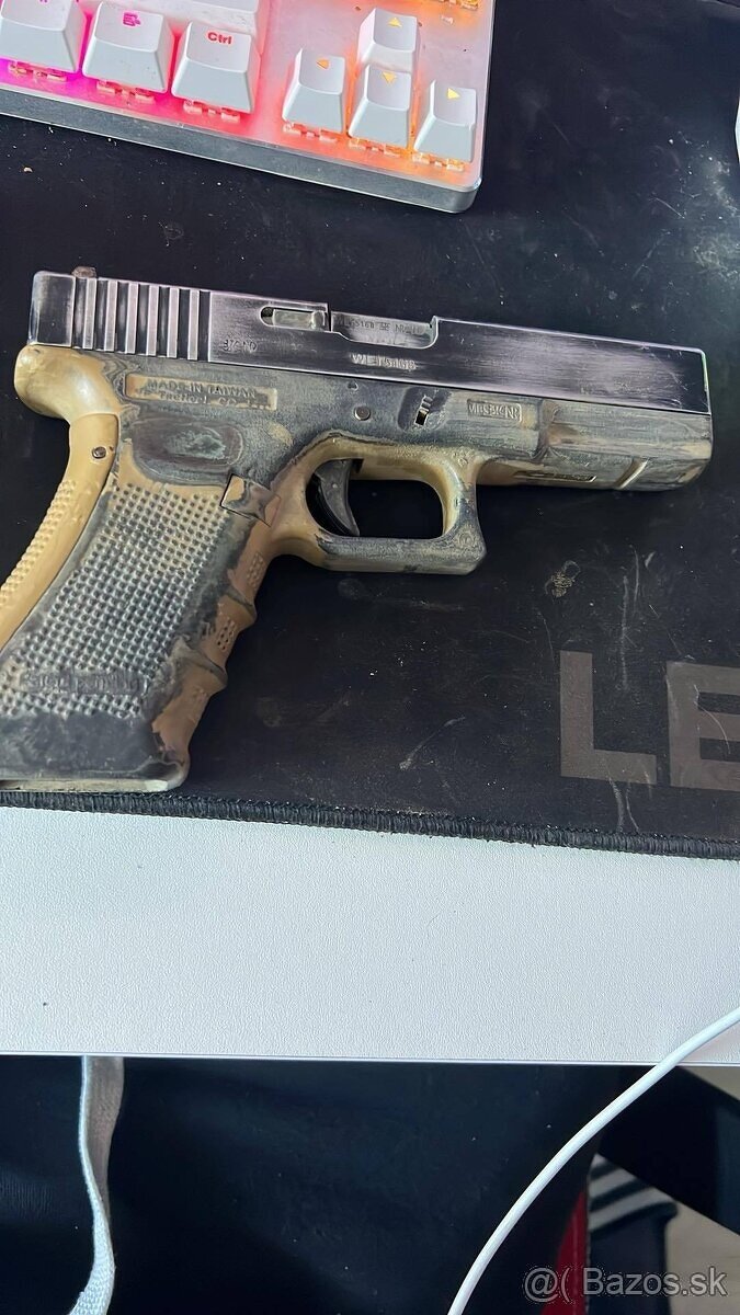 Airsoft we glock 17 - 4