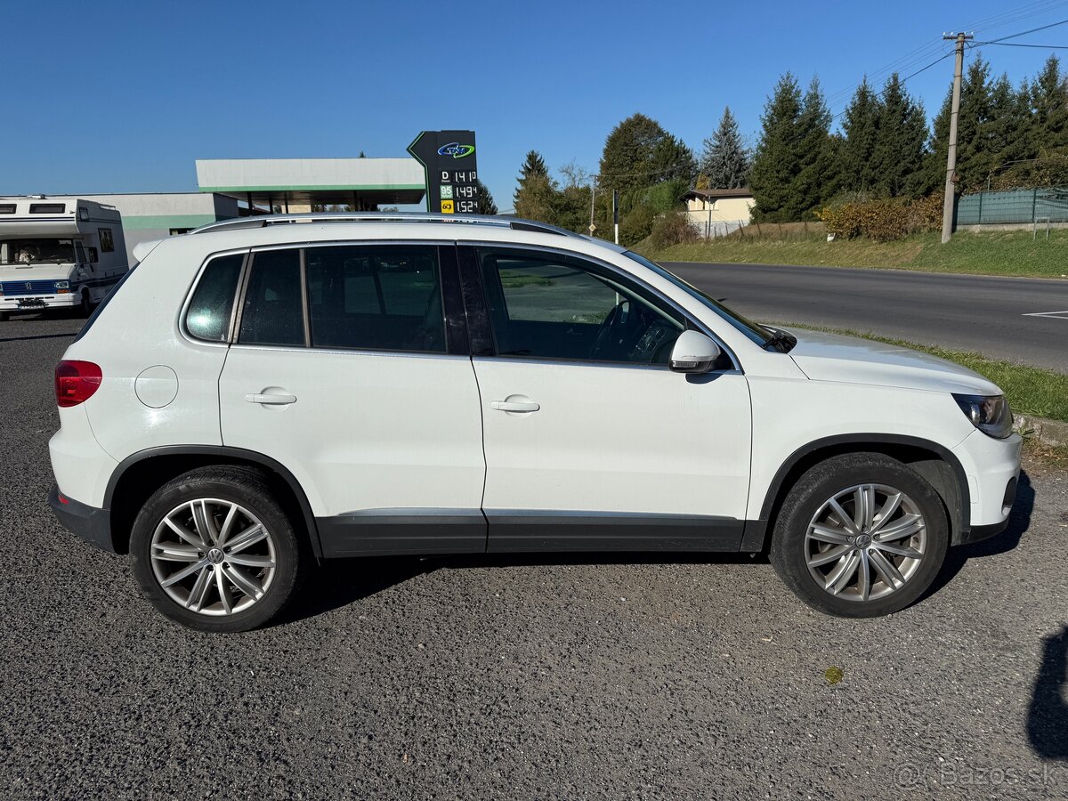 Volkswagen Tiguan 2.0 TSI 4MOTION - 4