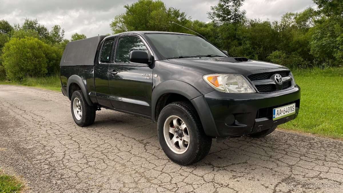 Toyota Hilux 2.5 I D-4D 88kw