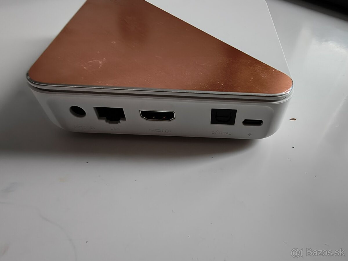 Predám android TV box Homatics R 4K PLUS - 4