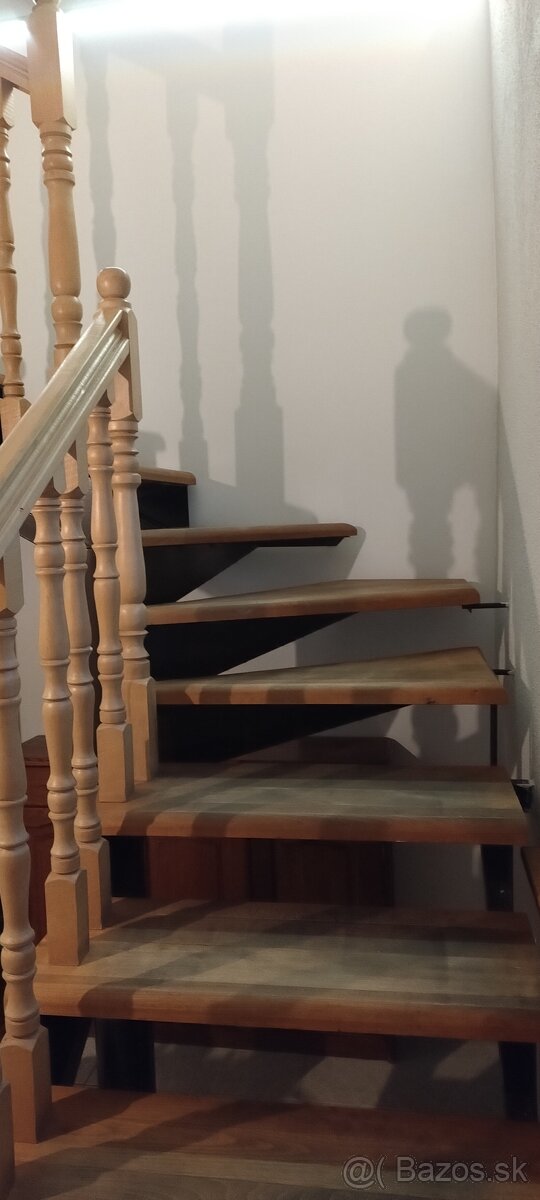 Schody,stupnice, zabradlie - 4