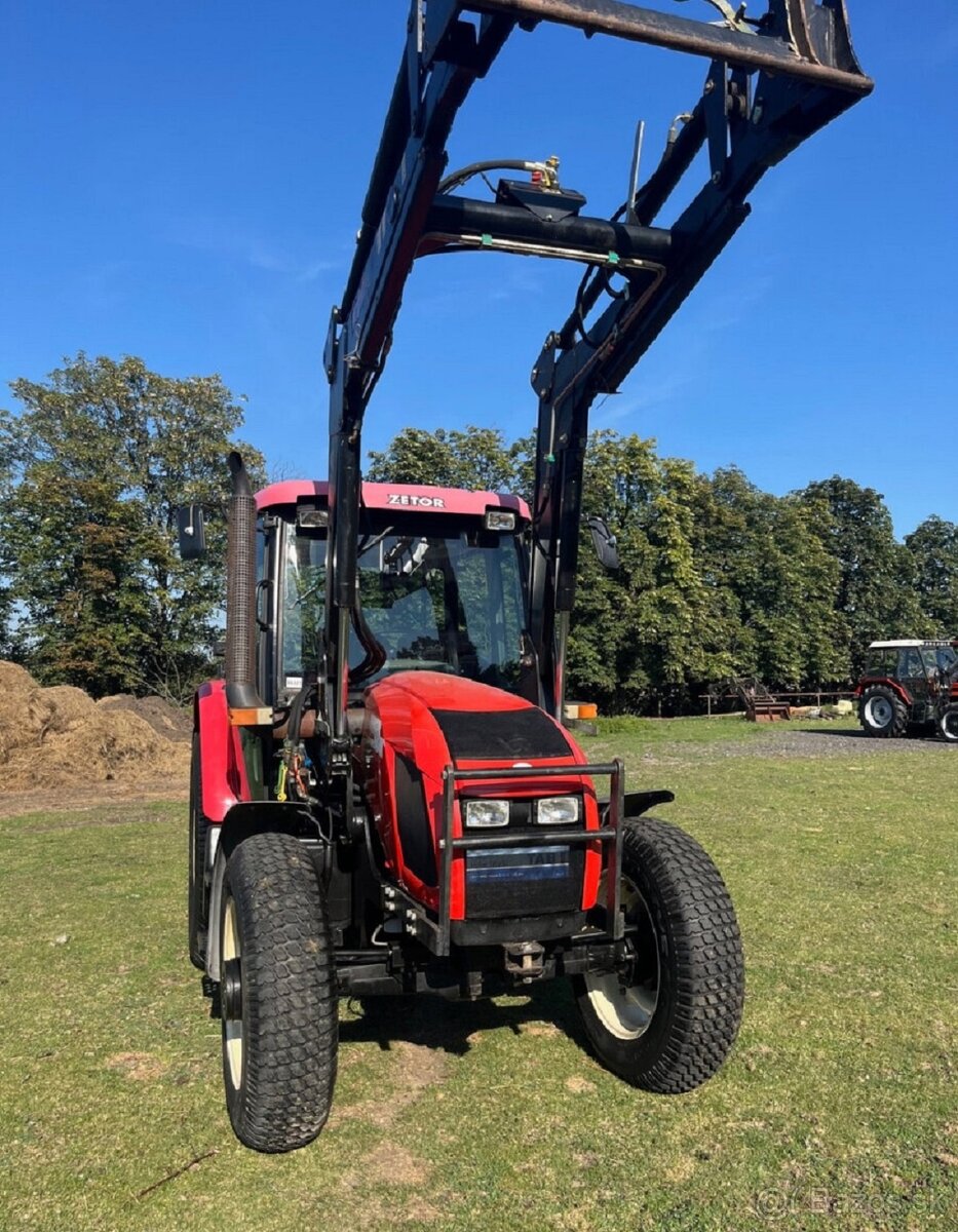 traktor#ZetorProxima8441#Čelný nakladač–4-valec84 HP– - 4