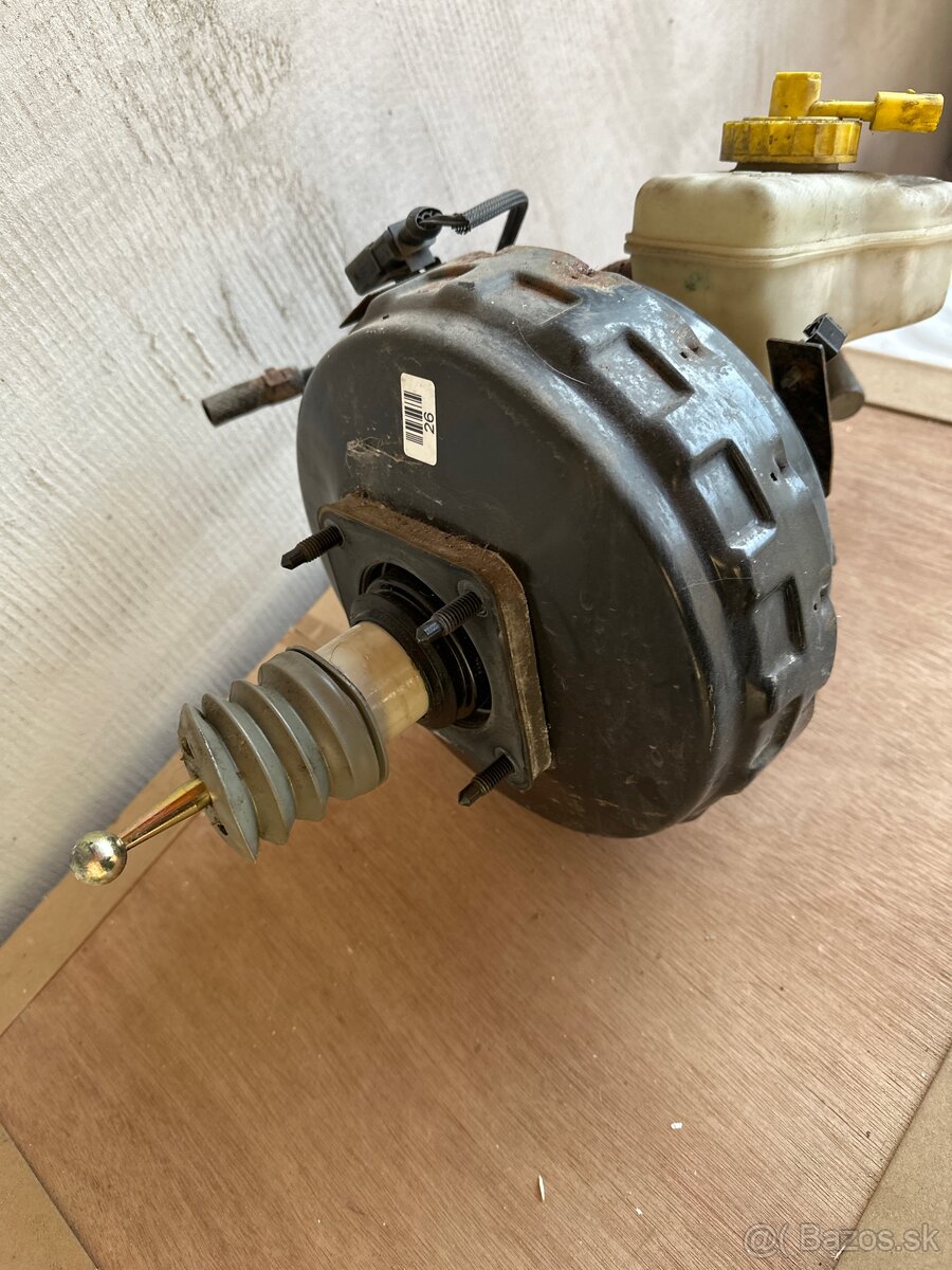 posilovač 1J2614105G - 4