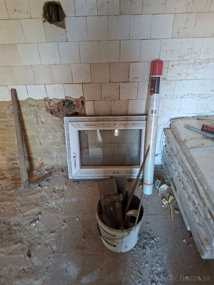 Predam dom .Rapovce pozemok 341/1 341/2 - 4