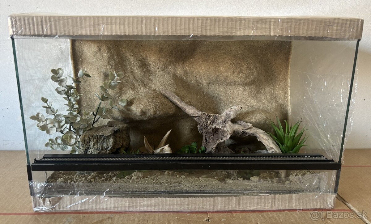 Zariadené terárium 50x30x30, 60x30x30 a 70x30x30 - 4
