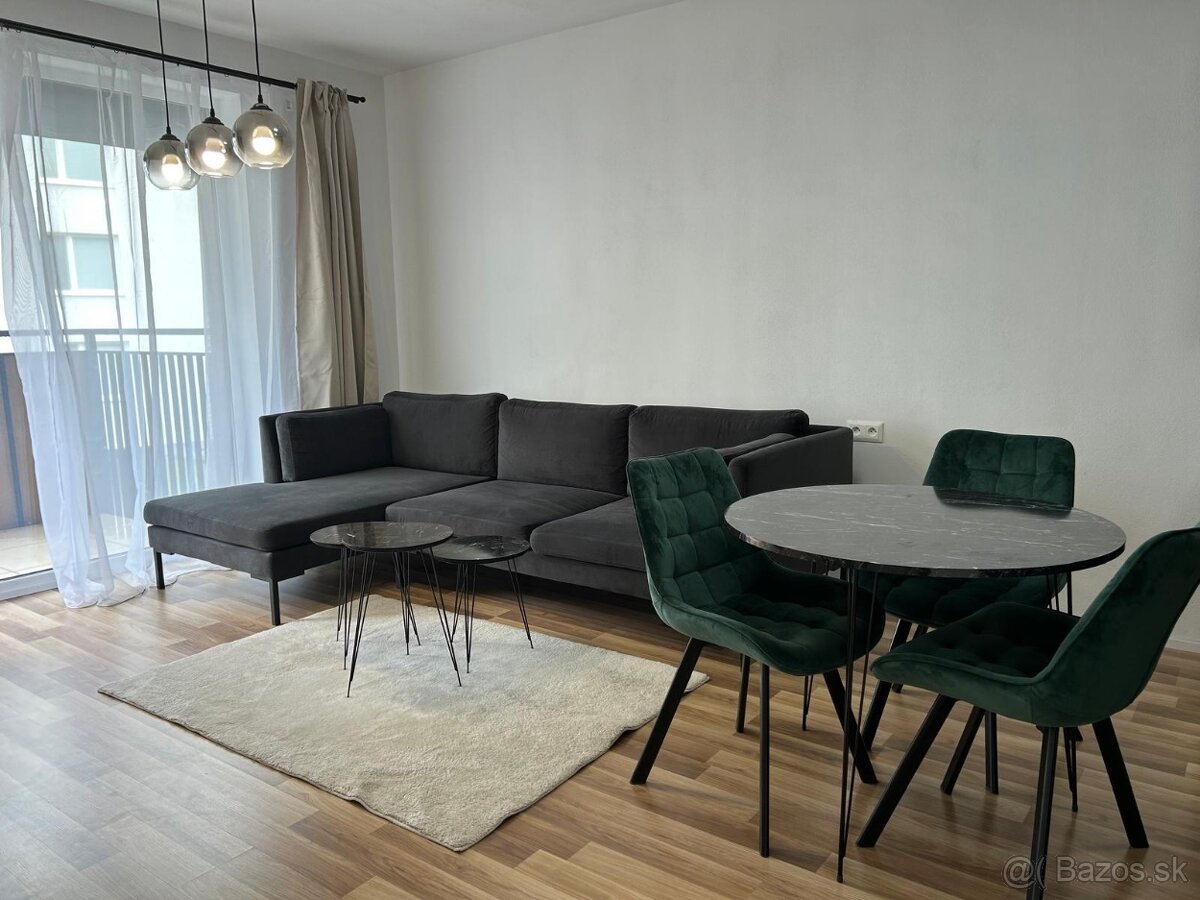 Prenájmem 2 izbový byt v Senici na Sadovej - 4