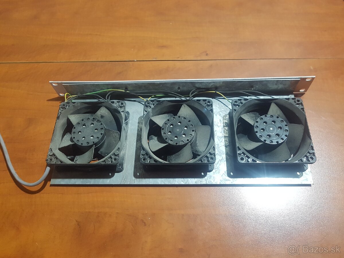 3 x ventilátor chladenia - 4