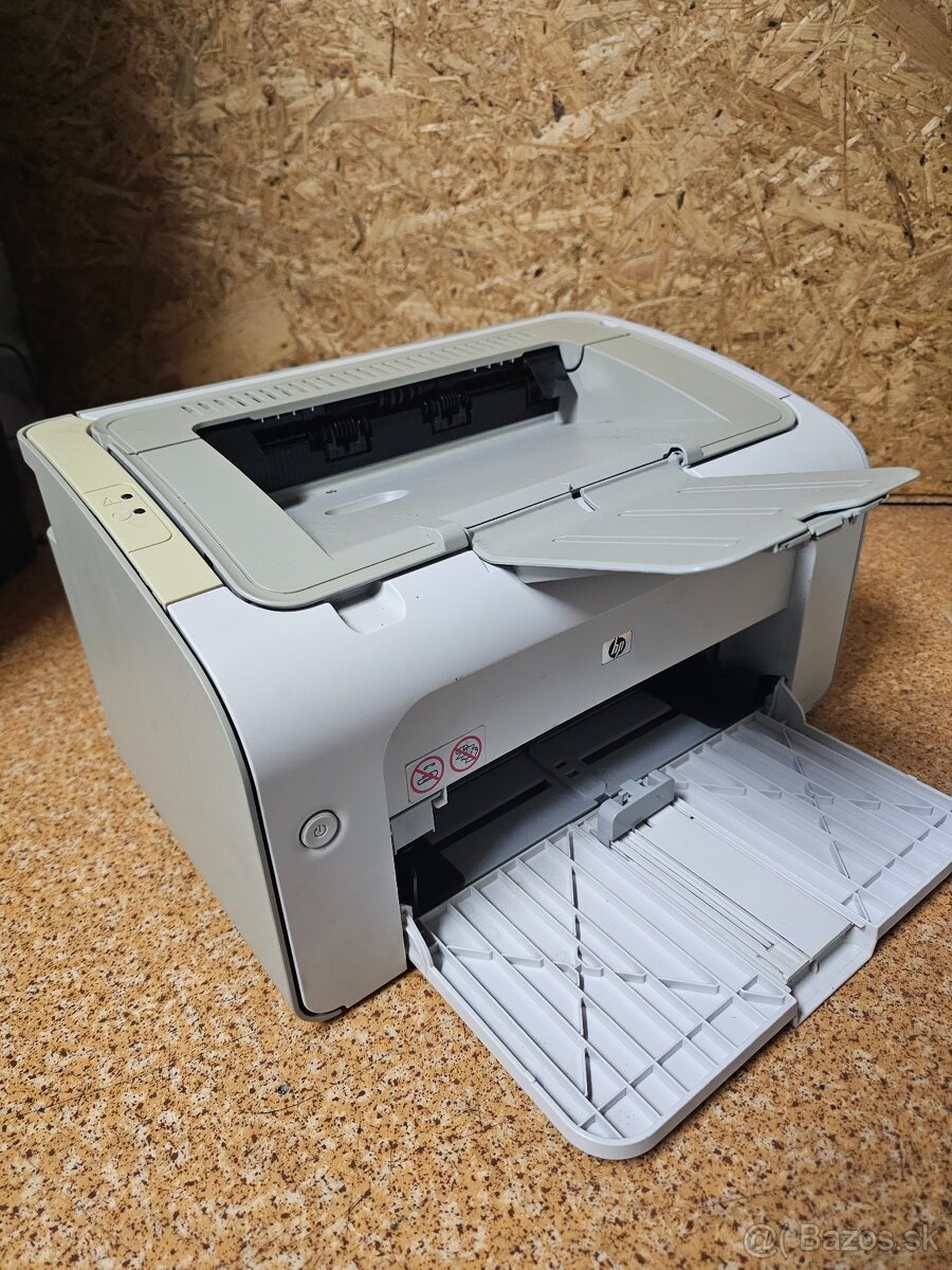 HP LaserJet P1005 - 4