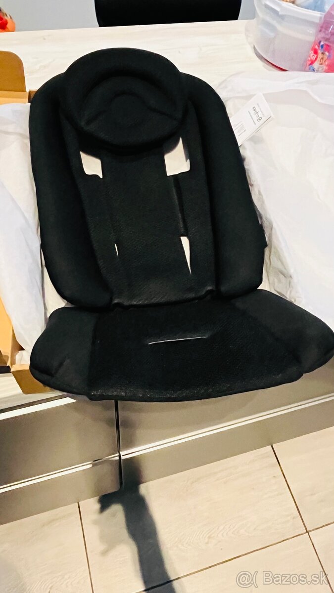 Novorodenecka vložka do kocika cybex - 4