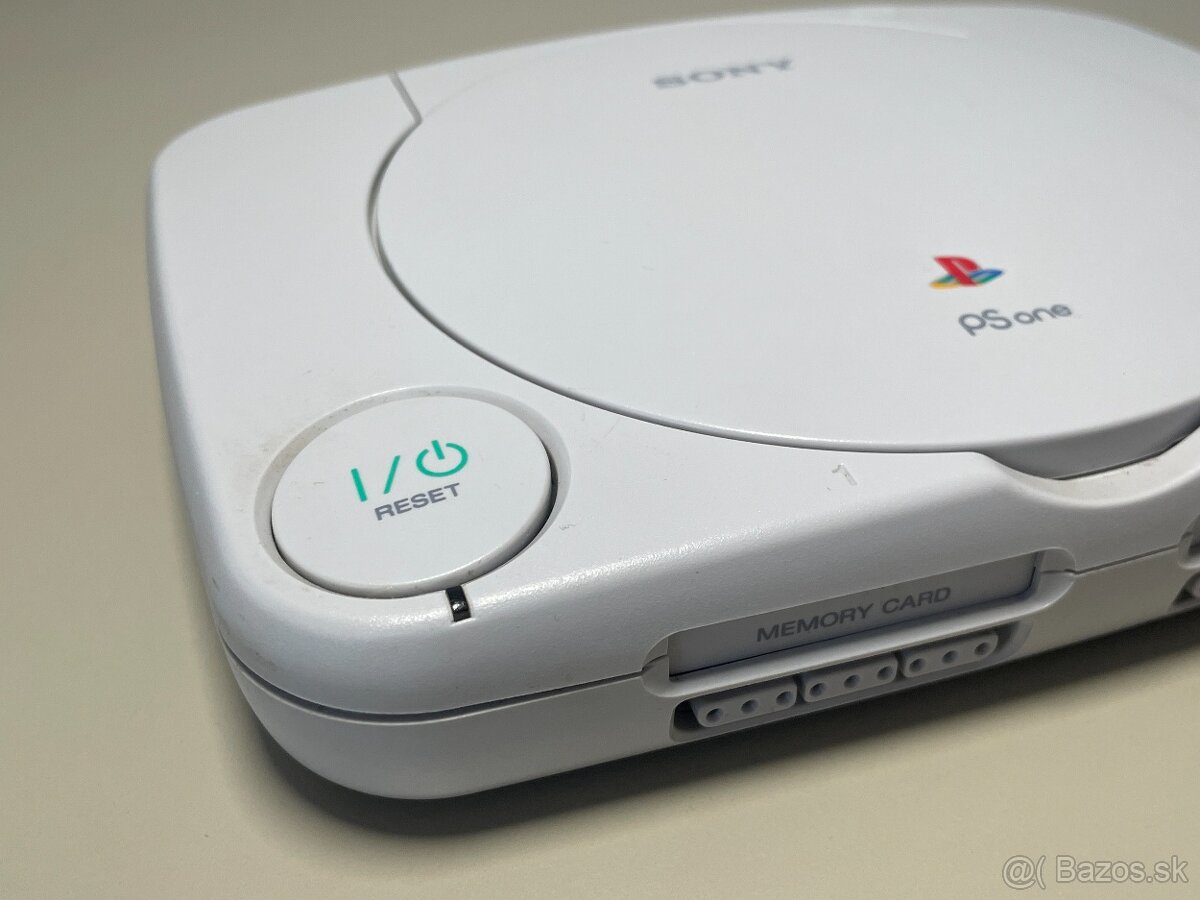 PS One s modchipom + 5 hier, ovládač, memory karta - 4