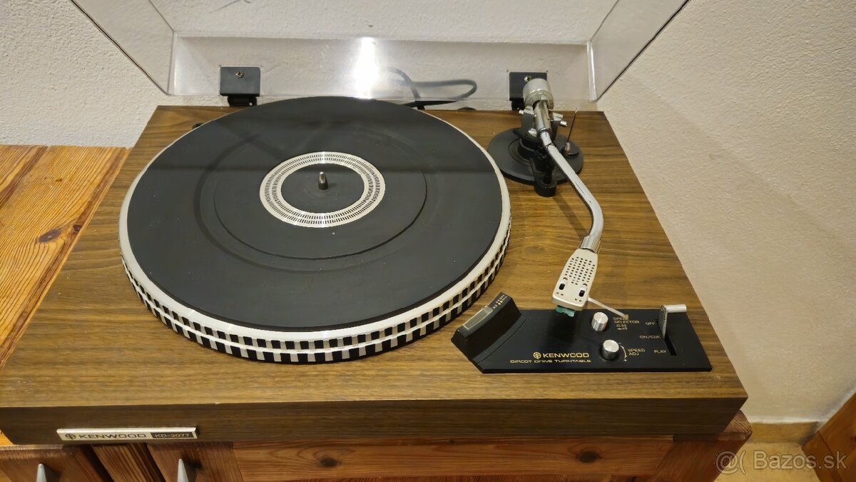 Kenwood KD-2077 Direct Drive - 4