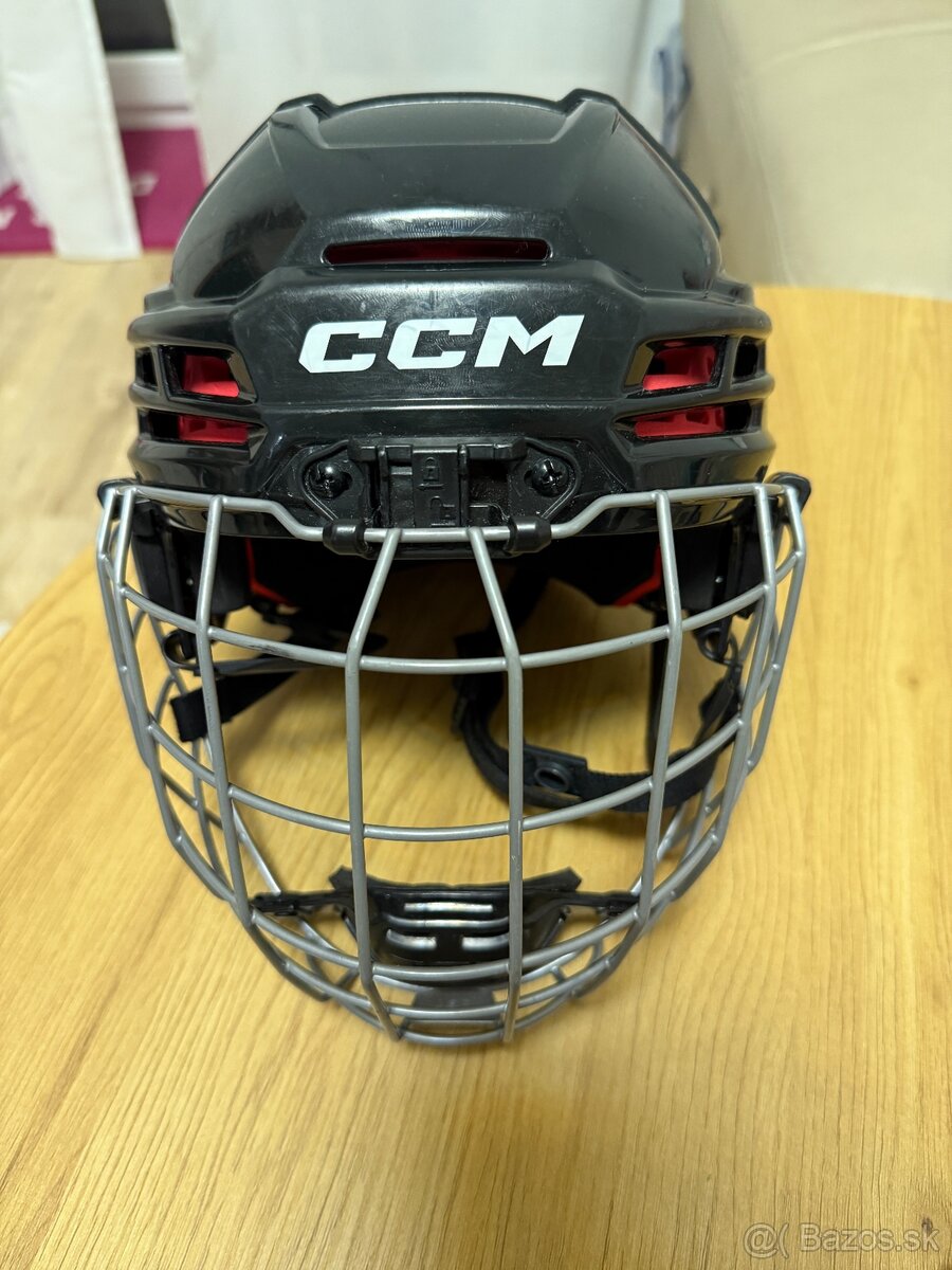 Prilba CCM - 4