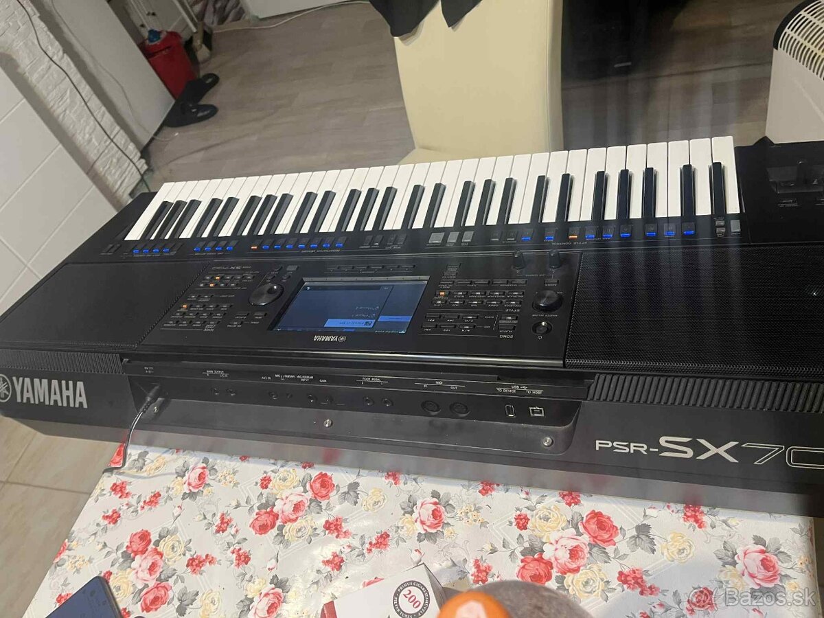Yamaha SX700 - 4