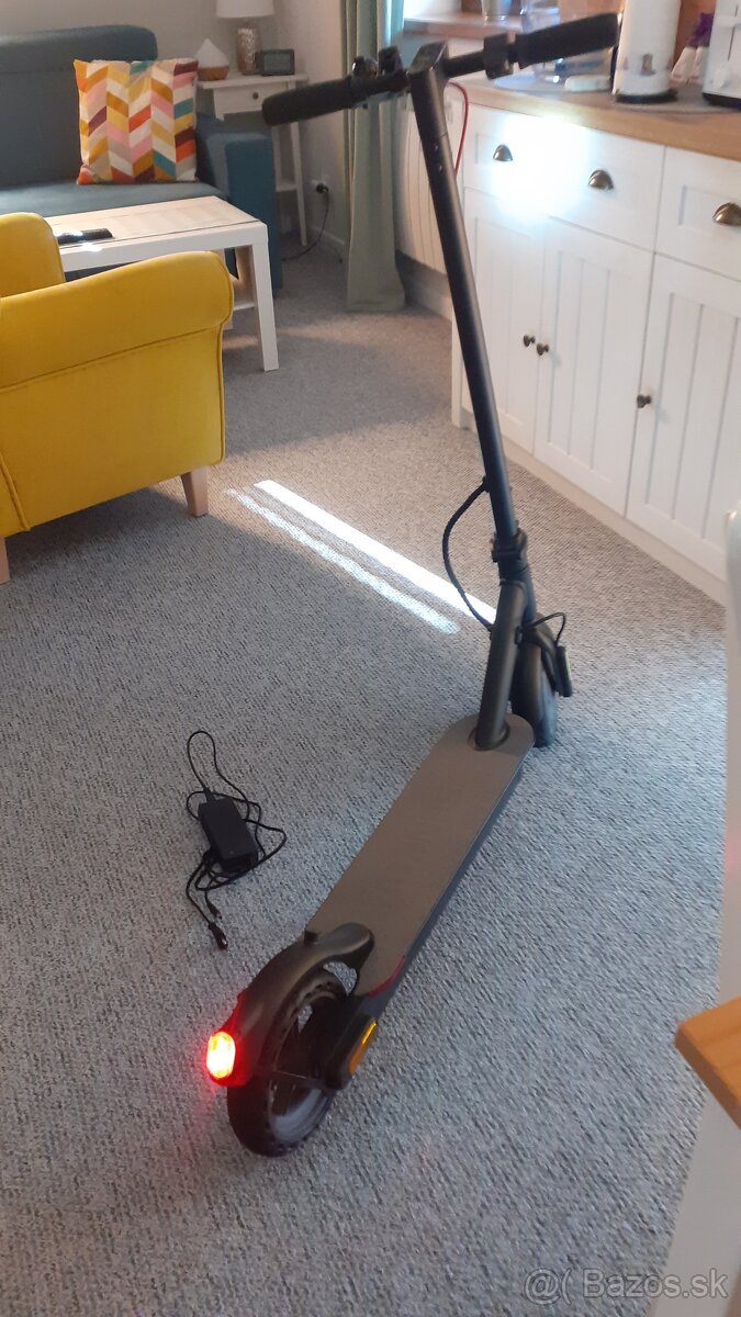 Sencor - elektrokolobežka . - 4