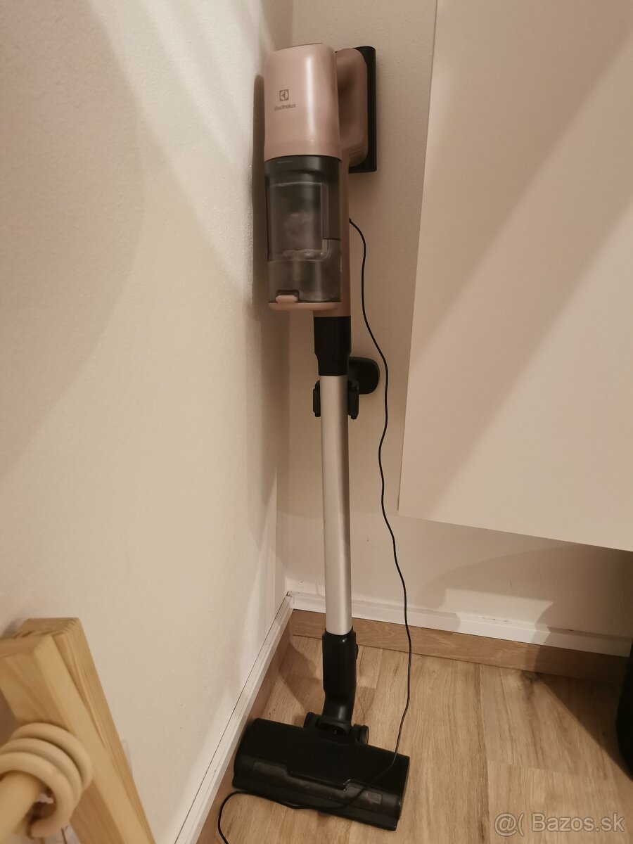 Tyčový vysávač - 4