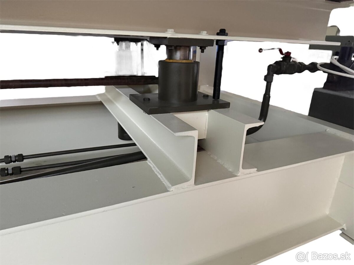 Dýhovací lis SIMI 2500x1300 mm - 4