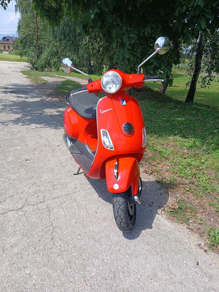 Piaggio Vespa LX2 50 - 4