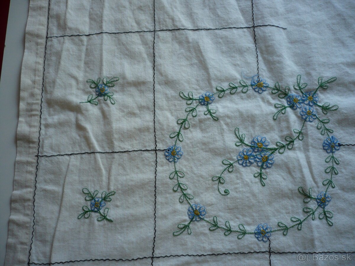 vyšívané obrusy - 4