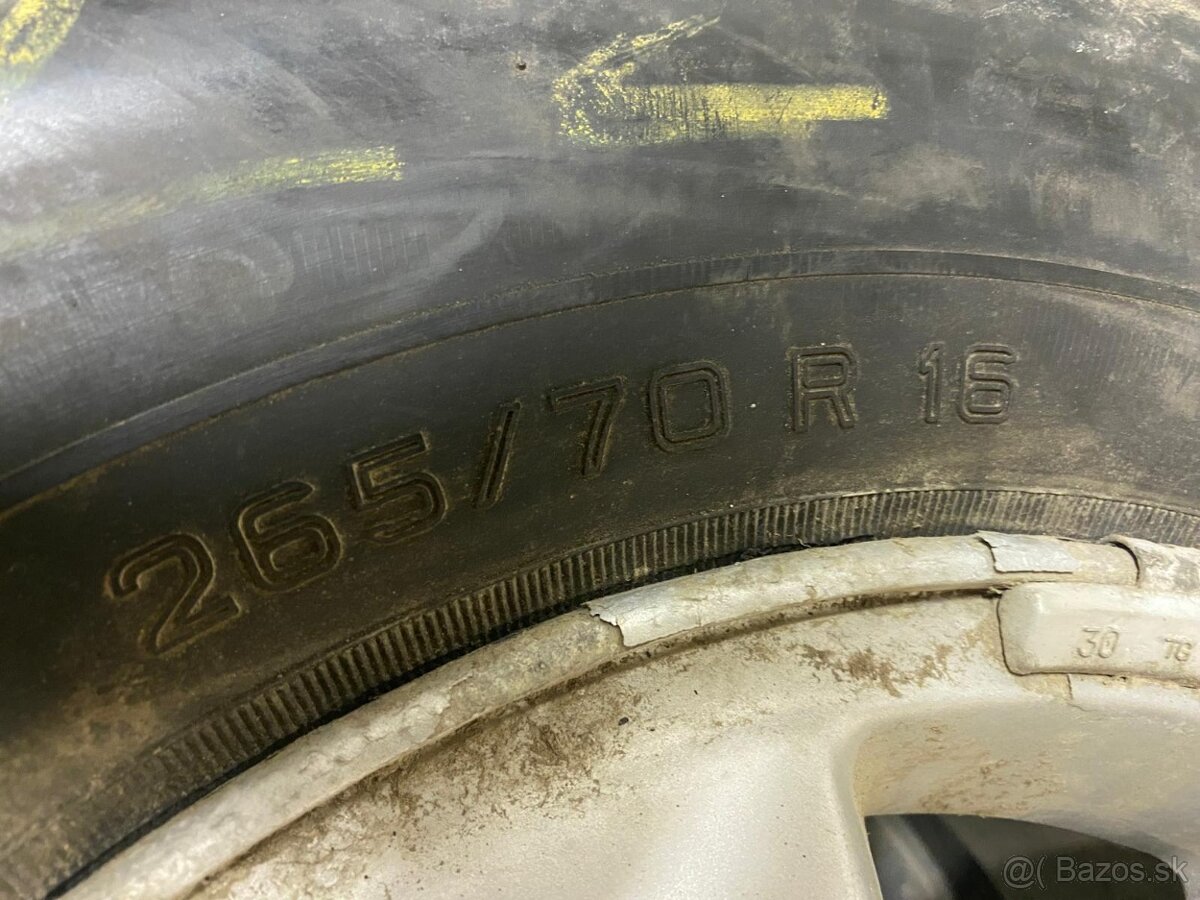 Predám Offroad pneumatiky 265 70 R15 - 4