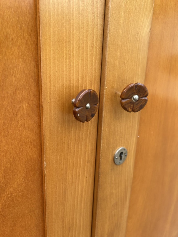 Elegantné šatníkové skrine - 4