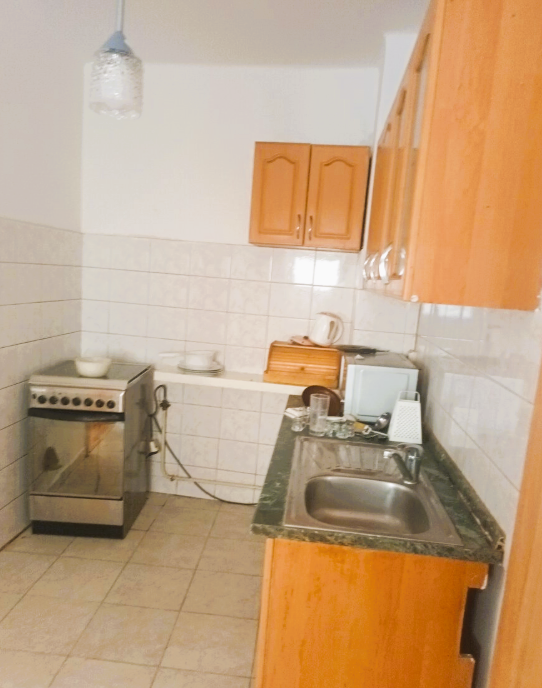 Na predaj 2. izbový rodinný dom v Pezinku. - 4